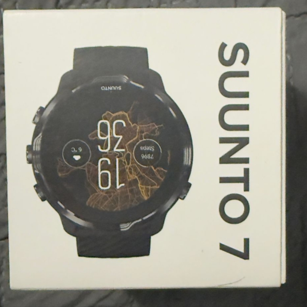 Suunto 7 Black and Gold Smartwatch NEW Open Box Item